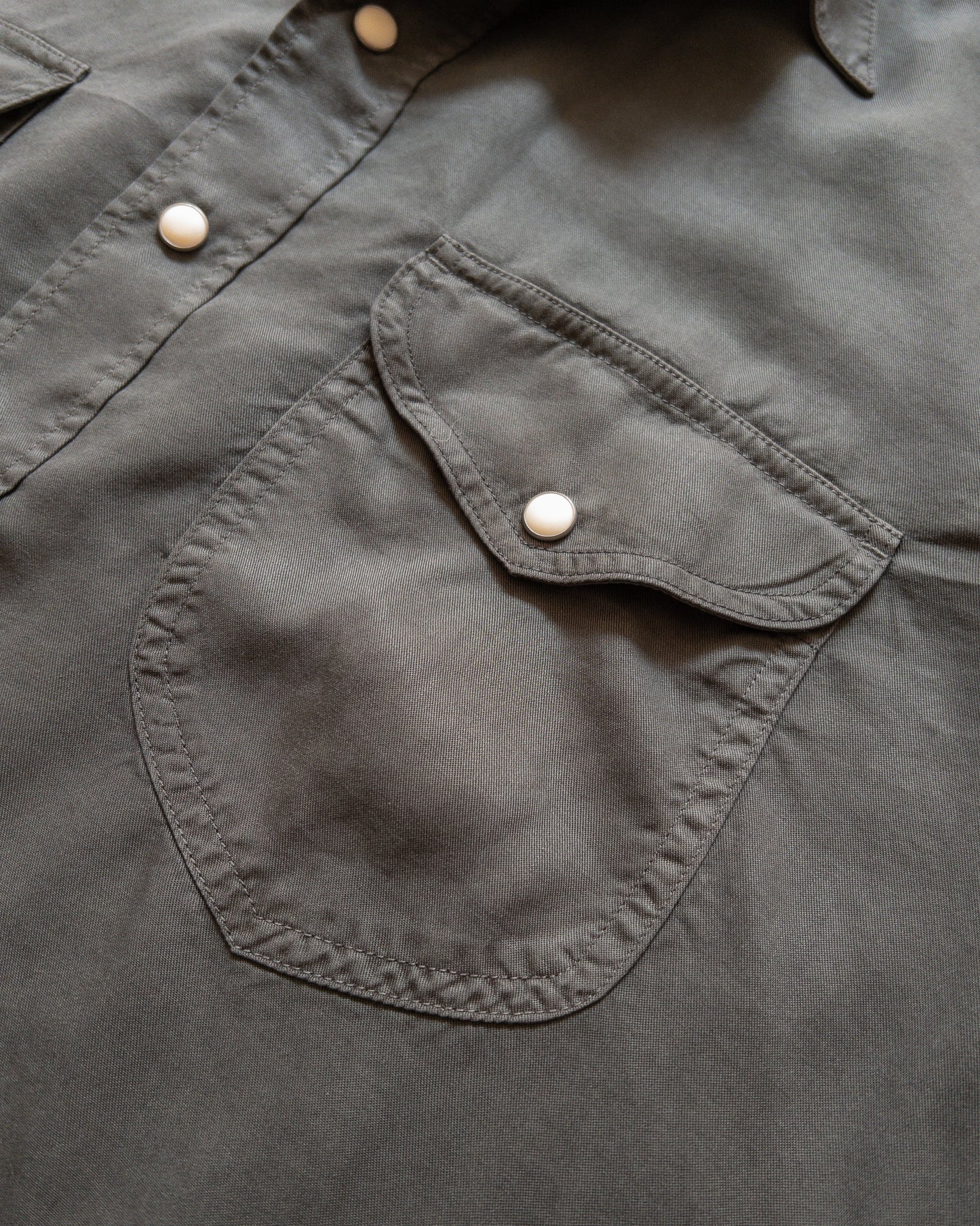 Tencel Gabardine Pearlsnap Shirt - Faded Black