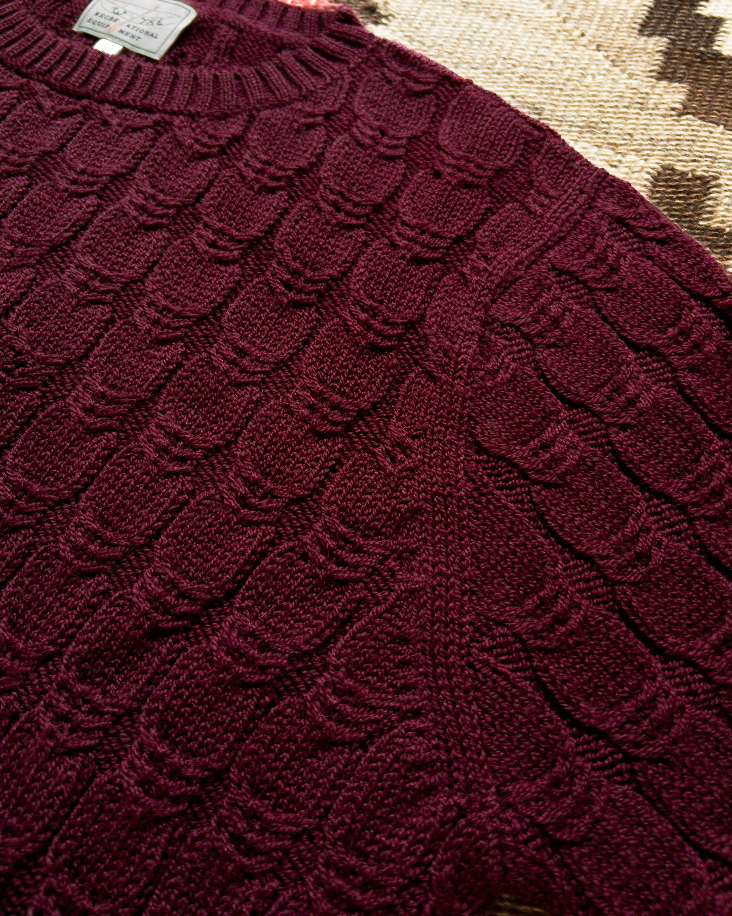 Highland Cableknit Sweater - Bordeaux