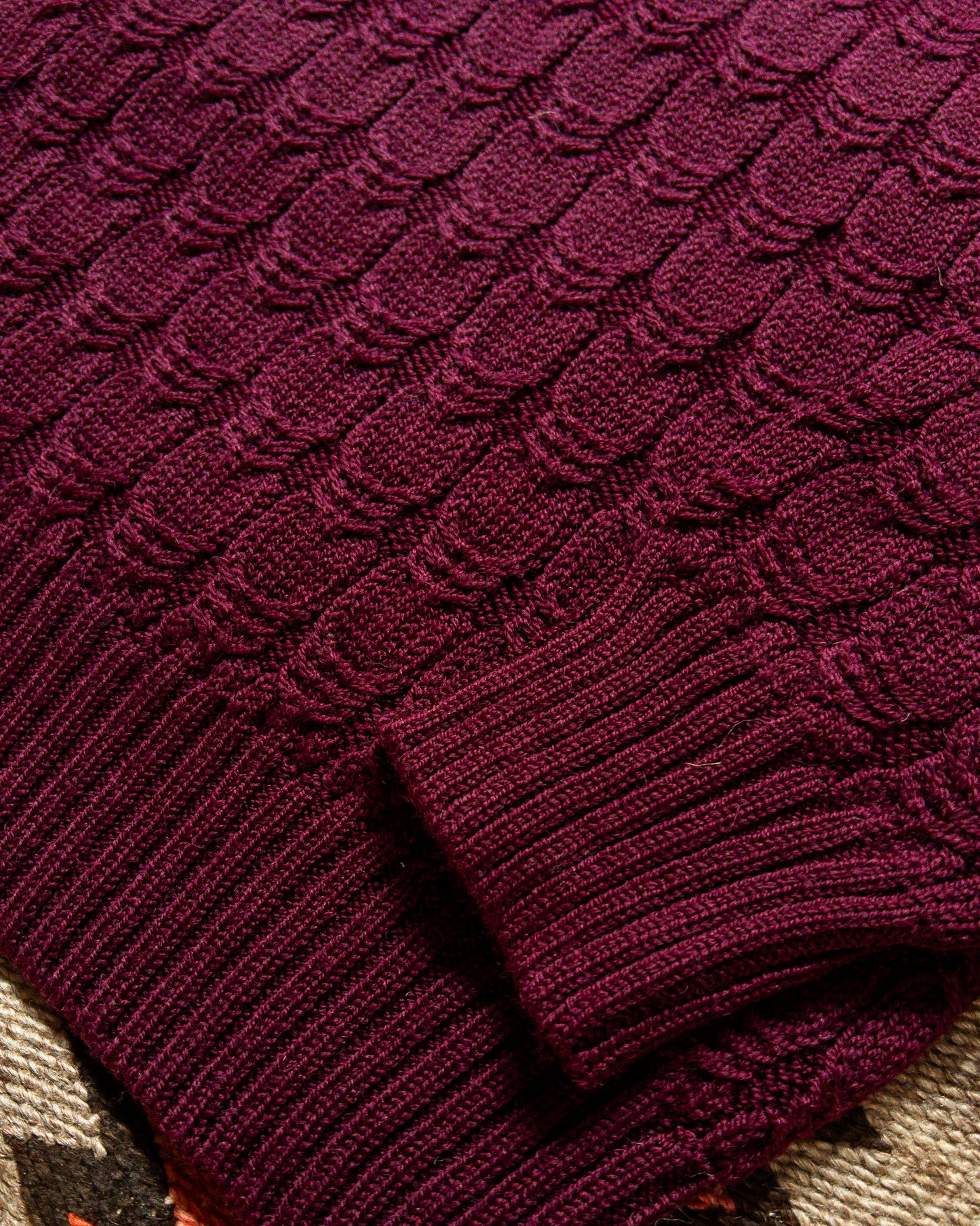 Highland Cableknit Sweater - Bordeaux